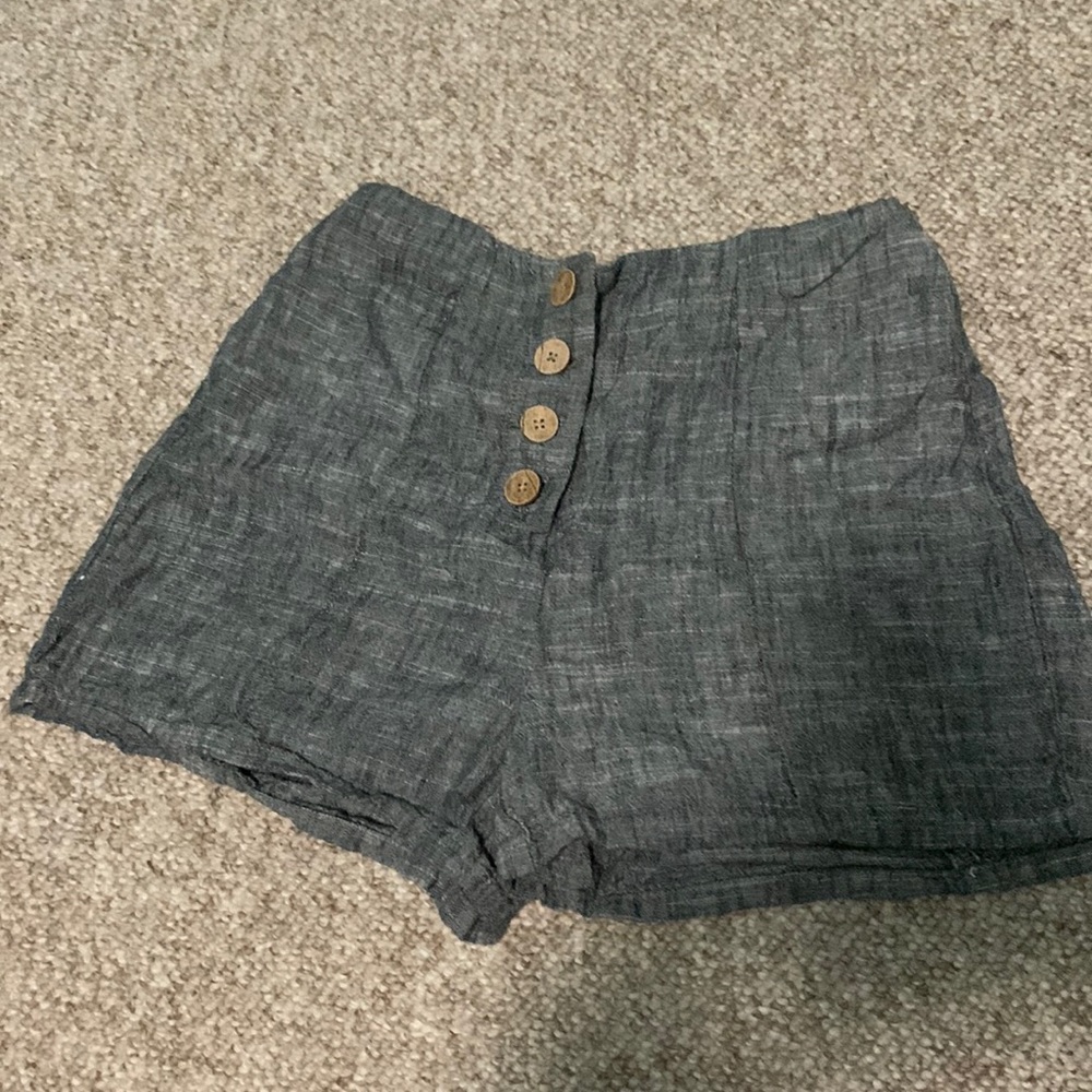 Linen shorts